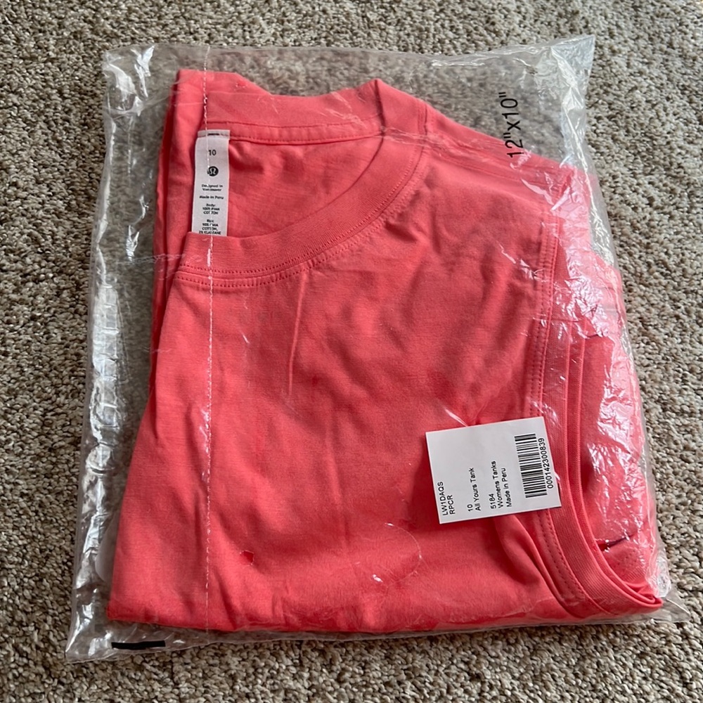 NWT Lululemon All Yours Tank size 10